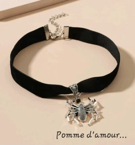 Damen Gothic Halskette, Halsreif, Samt schwarz und silberne Spinne, neu - Bild 1 von 1