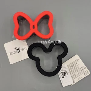 Set of 2 Disney Parks MICKEY MINNIE MOUSE Sandwich Cookie Cutter~MouseWares~NWT - Picture 1 of 4