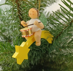Christbaumengel - Engel mit Trommel auf Komet 650/70/10 Wendt & Kühn - Picture 1 of 1
