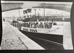 (1) PS Waverley Paddle Steamer At Glasgow Docks 1975. Vintage Photograph - Picture 1 of 2