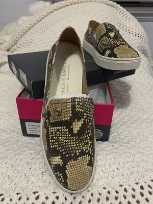 NUEVO EN CAJA 🌺 VINCE CAMUTO Mujer Serpiente Roccia Marrón Marjetta Tenis Atléticos 9 Foto 1 de 4