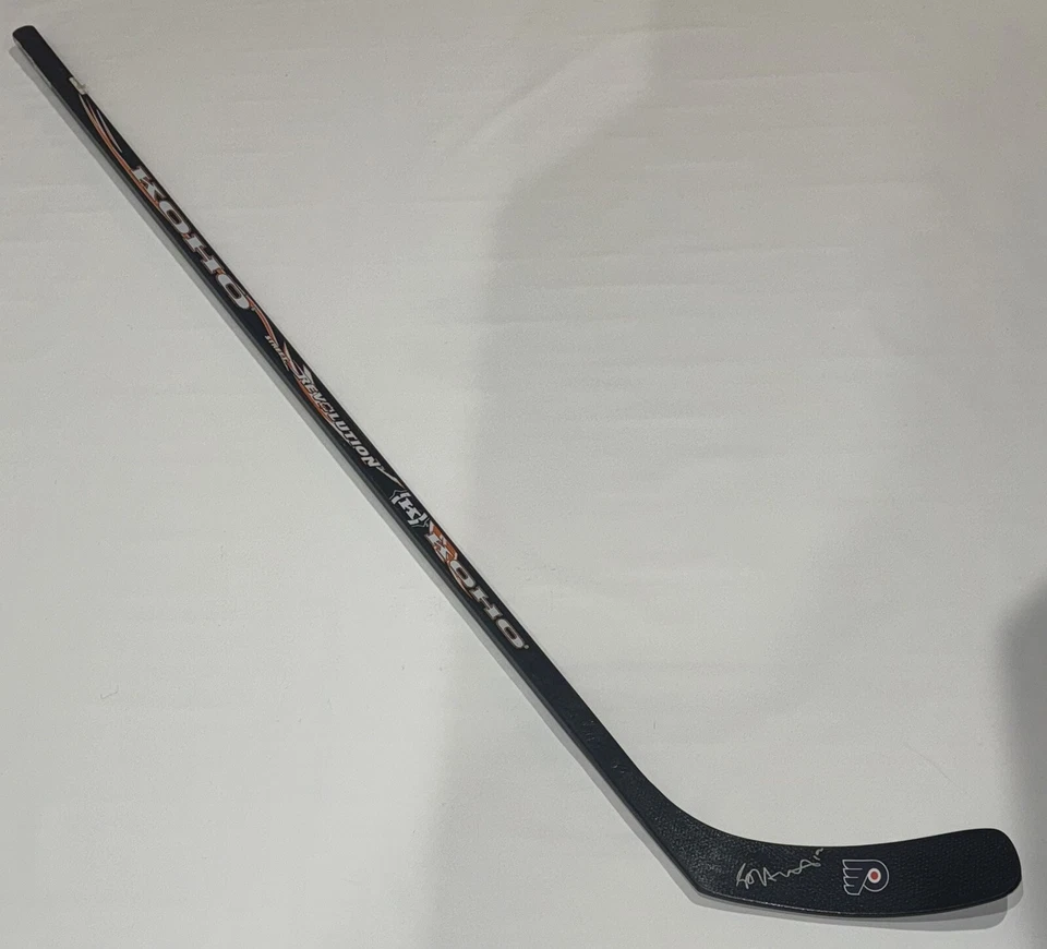 PALO DE HOCKEY FIRMADO POR SCOTT HARTNELL PHILADELPHIA FLYERS PRUEBA AUTOGRAFIADA Foto 1 de 3