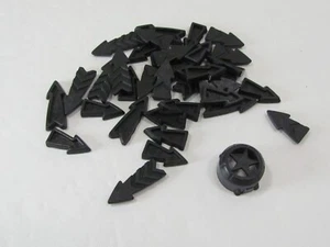 Risk 2008 Game Replacement Parts - Black Player tokens & Capital - Picture 1 of 2