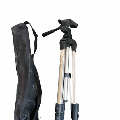 Quantaray QSX 2001 Camera Aluminum Tripod Silver/Black Rubber Feet - Image 1 of 4
