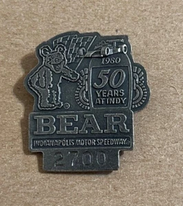 INDY 500 SILVER PIT BADGE 1980 #2700. Rutherford Winner Bear - Picture 1 of 2