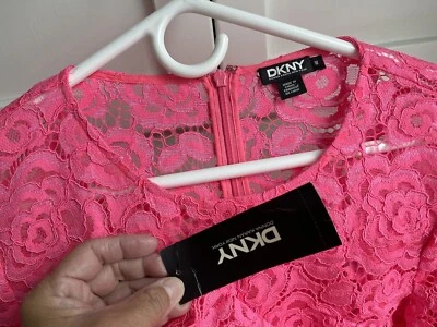 DKNY HERMOSO SEXY ROSA CALIENTE CROCHET ENCAJE VERANO FIESTA TÚNICA VESTIDO M NUEVO CON ETIQUETAS $335 Foto 1 de 4