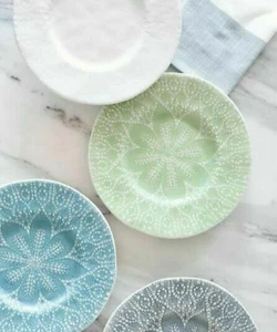 NWOB ~ Set of 2 ~ Vietri VIVA LACE Pistachio 11" Dinner Plates. - Picture 1 of 9