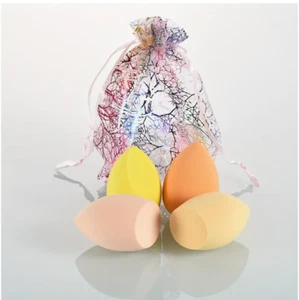 Makeup Sponges Dry&Wet Use For Powder Cream Or Liquid Application 4PCS With bag - Picture 1 of 5