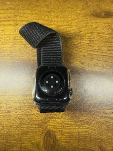 Apple Watch Series 7 (41mm)(GPS Only) - Zdjęcie 1 z 5