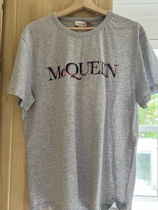 Alexander McQueen - Picture 1 of 6