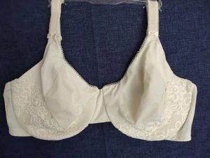 Olga Luxury Lift Underwired Bra 42D IVORY 35063 Lace Nylon Full Coverage - Picture 1 of 12