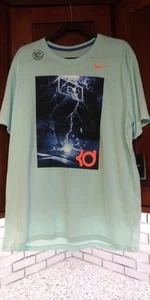 NIKE GRAPHIC HERREN TSHIRT XLARGE - Bild 1 von 1