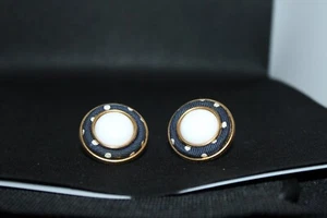 Vintage blue and white polkadot Faux Pearl & Cloth Clip On Earrings - Picture 1 of 2