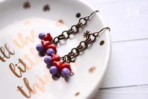 Handmade, Nickel + Lead Free Brass, Czech Glass, Vintage Red Flower Earrings - Bild 1 von 6