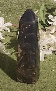 Purple Calcedony Carved Gemstone Tower/Point 178g (C4) - Picture 1 of 3