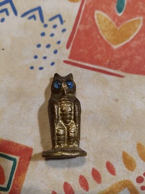 Figurine Statuette Vintage Hibou Chouette Laiton Yeux bleus Collection - Photo 1/2