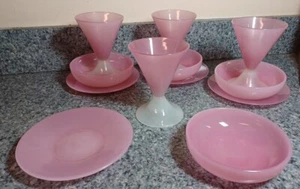 1920s Steuben Rosaline & Alabaster 12 Piece Dessert Set Dish Bowl Ice Cream - Picture 1 of 15