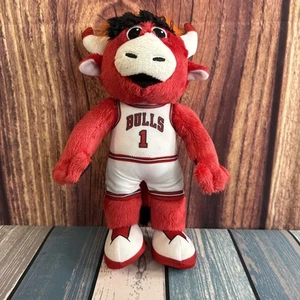 Figura de peluche Bleacher Creatures Chicago Bulls mascota Benny the Bull 10" PL8 - Imagen 1 de 4