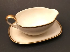 Vintage Eschenbach Gravy Boat with Attached Underplate / Germany - Picture 1 of 7