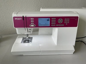 PFAFF Ambition 1 Nahmaschine mit IDT - Bild 1 von 12