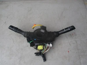 PEUGEOT 108 2016 LIMPIAPARABRISAS E INDICADOR TALLO INTERRUPTORES 892450D030 - Imagen 1 de 11
