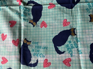 JoAnn/Hudson Ohio Cat Sunglasses Heart Fabric Material Vintage 44”x 37” 1 Yard - Picture 1 of 3