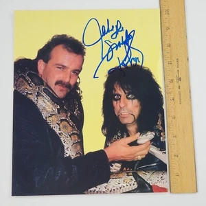 Jake The Snake Roberts Signed 8x10 WWF WWE Wrestling Photo Alice Cooper WM III - Picture 1 of 6