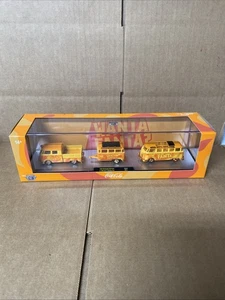 M2 Machines Coca-Cola Haulers TW40 - 1960 VW Double Cab Truck & 1960 VW (Chase) - Picture 1 of 6