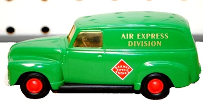 Ertl B309VO 1951 REA Air Express Panel Truck - Image 1 of 2