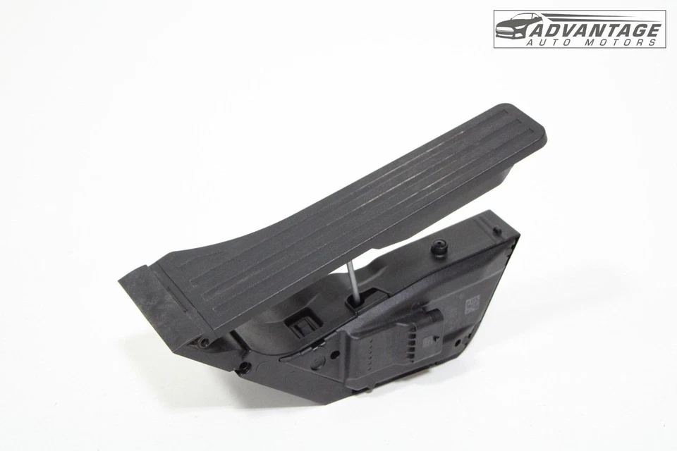 Mercedes E300 W213 2017-2019 pedal acelerador aceleración gasolina con sensor OEM Foto 1 de 4
