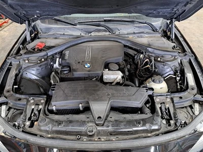 Air Cleaner/Air Filter Housing 2014 320i Sku#4123175 - Image 1 of 4