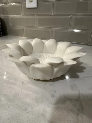 Bath & Body Works Candle Holder Flower Bowl White 3 Wick Pedestal RARE BBW - Image 1 of 4