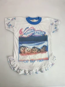 Vintage 90er Schlaf T-Shirt Schlafenszeit Babys Katze Nickerchen Zeit Rüschenrand Mädchen 8 Kiki - Bild 1 von 11