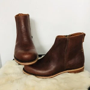HELM Man Made Leather Zip Ankle Boot SZ 8 B - Picture 1 of 6