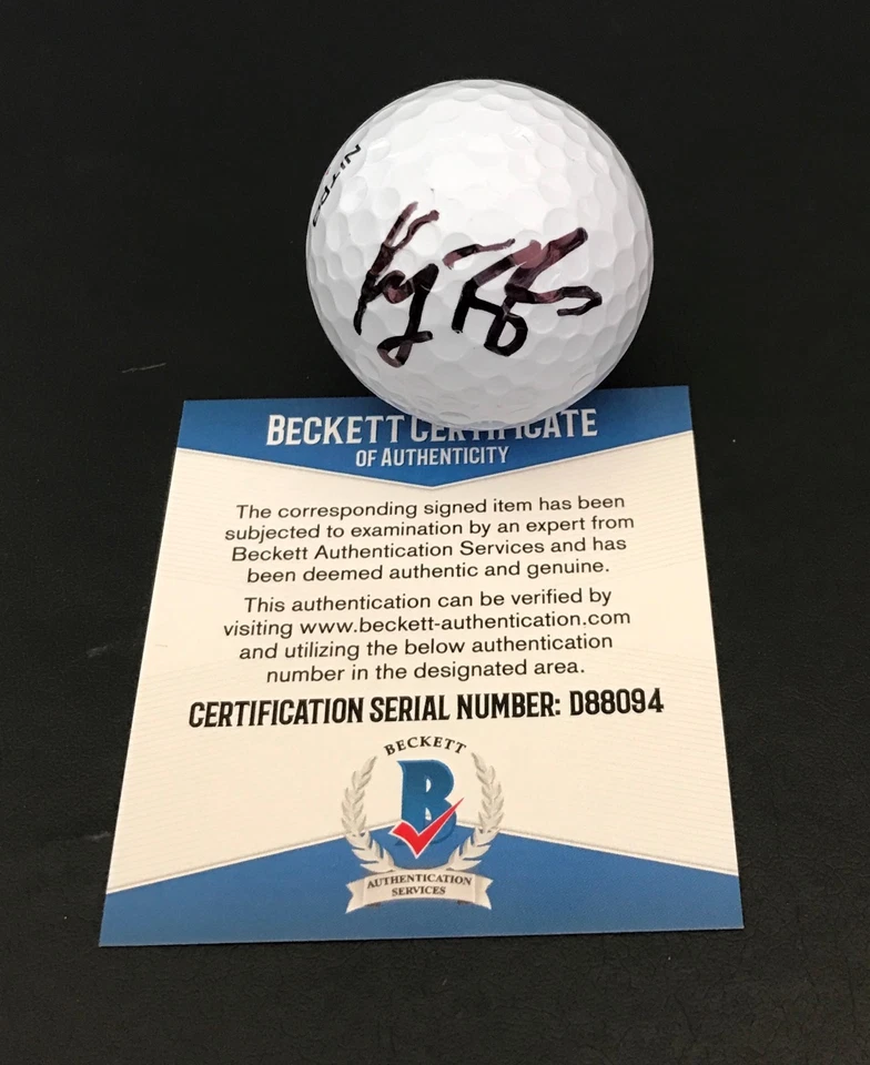 Pelota de golf firmada por Kegan Bradley autógrafo auténtico Beckett Bas certificado de autenticidad PGA TOUR 3 Foto 1 de 1