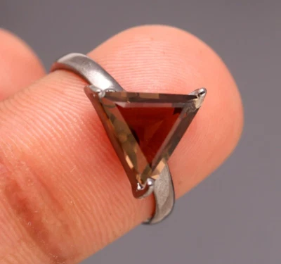 Anillo triángulo cuarzo ahumado plata de ley 925 negro oxidado joyería para ella Foto 1 de 4