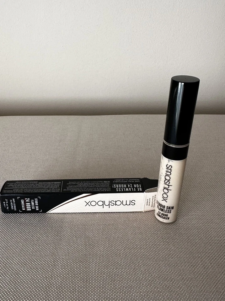 Smashbox Studio Skin 24hr Flawless, 24 Hour Concealer Anti Crease - Image 1 of 3