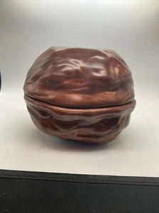 Arnel's - Ceramic Walnut with lid - Trinket Dish - Picture 1 of 11