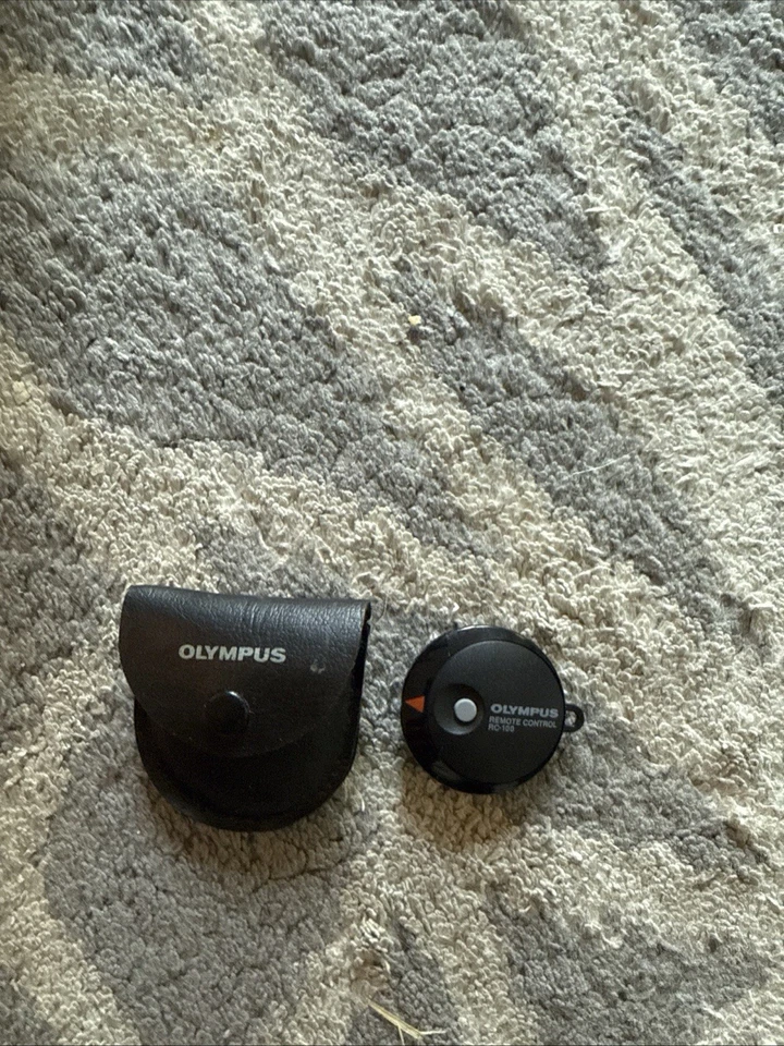 Olympus RC-100 Remote Control NOT TESTED - Image 1 of 1