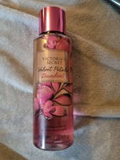 Victorias Secret Velvet Petals Decadent Fragrance Mist 250ml