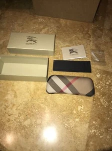 BURBERRY Classic Nova Cuadros a cuadros carcasa de almeja Estuche rígido con caja Etc - Imagen 1 de 12