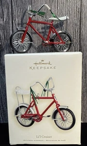 "Li'l Cruiser" rot Fahrrad Punze Andenken Christbaumschmuck 2007 kostenloser Versand - Bild 1 von 4