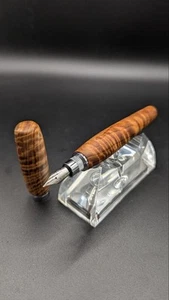 Yakusugi Tiger Grain Fountain Pen Wood Barrel M Nib Handmade Japan w/ Box - Imagen 1 de 11