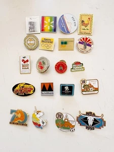 20 vintage pin badge lapel pins, gold tone enamel, combined shipping - Foto 1 di 6