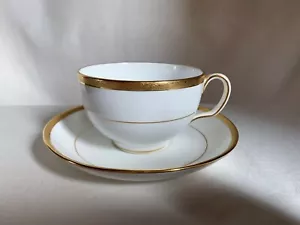 Minton teacup and saucer set 1920s. Pattern H969 Gold encrusted sunbursts. - Picture 1 of 11