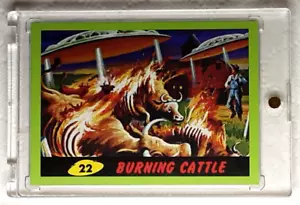 2012 Mars Attack's Green Parallel Card 22 BURNING CATTLE - Picture 1 of 2
