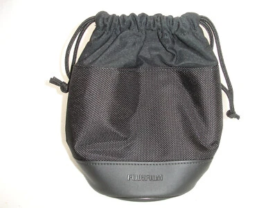 Funda blanda de viaje para lente FUJIFILM 7" x 4,5 mediana, genuina Foto 1 de 4