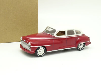 WhiteBox Sb 1/43 - Da Soto 6 Suburban 1946 Rosso - Immagine 1 di 2