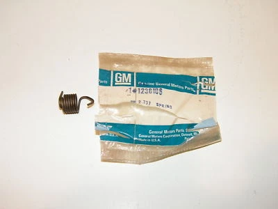 Faro muelle 1976 1977 Buick Regal 1977 1978 Riviera Lesabre Skyhawk 1238106 Foto 1 de 3