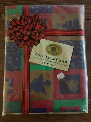 Винтажная рождественская виниловая скатерть Sultan's Linens 52x70 Holiday Star Holly Tree - Изображение 1 из 4